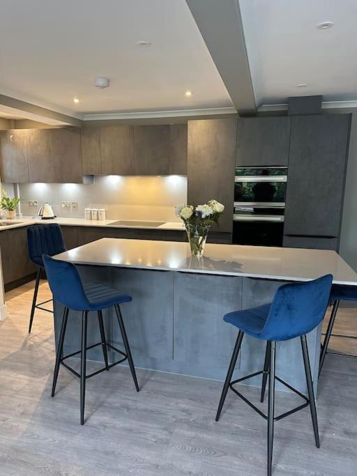 Cameron Coach House Modern Property In Murrayfield Edinburgh Ngoại thất bức ảnh